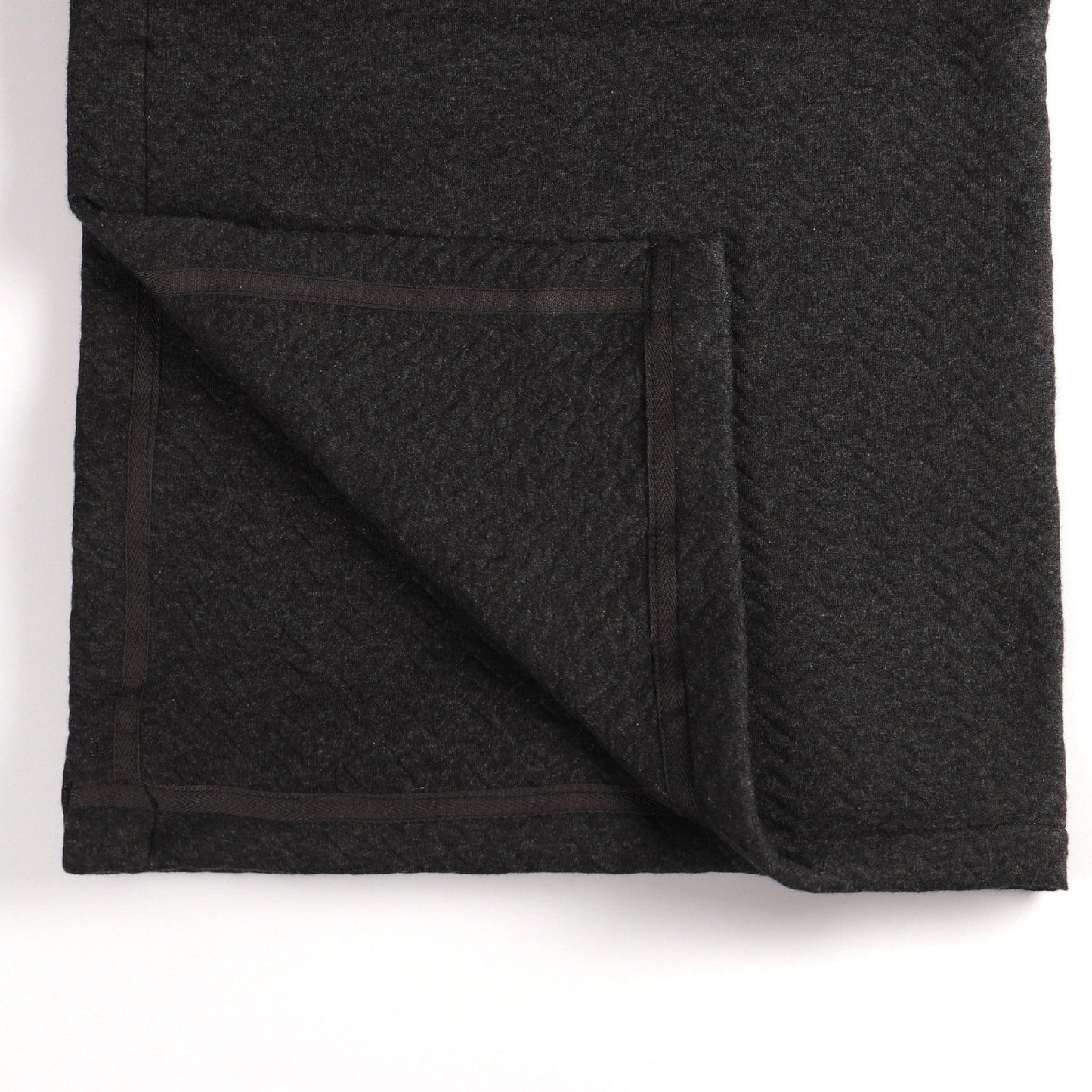Tagesdecke Sierra | Dunkel Anthrazit - THE COTTON COMPANY